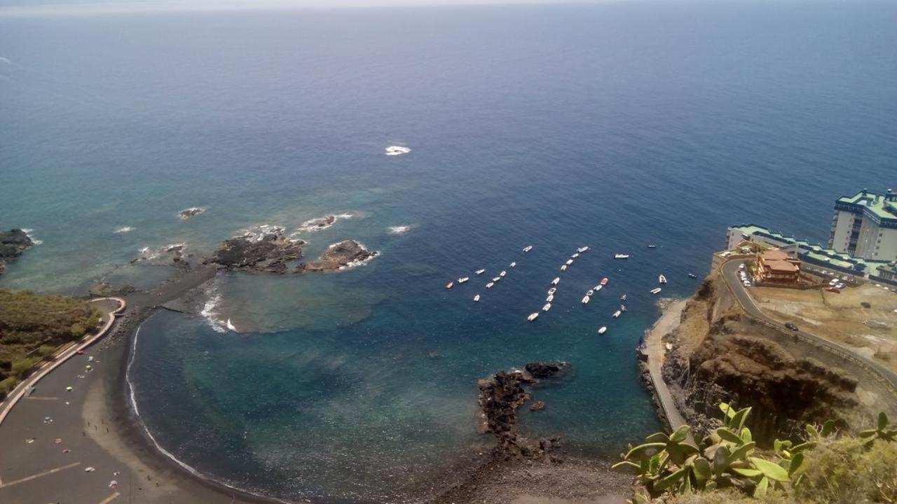 Carnaval A Tenerife La Laguna  Luaran gambar